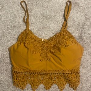 bralette crop top